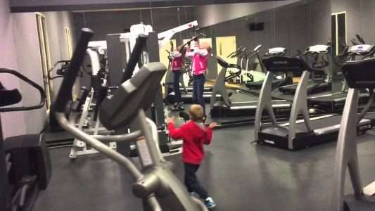 Опровергнут миф о том, что тренинг с отягощением вреден для детей