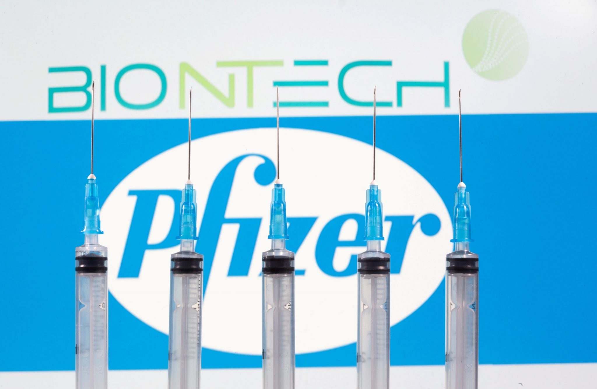 Бывший научный сотрудник Pfizer раскрывает большую аферу с COVID-19